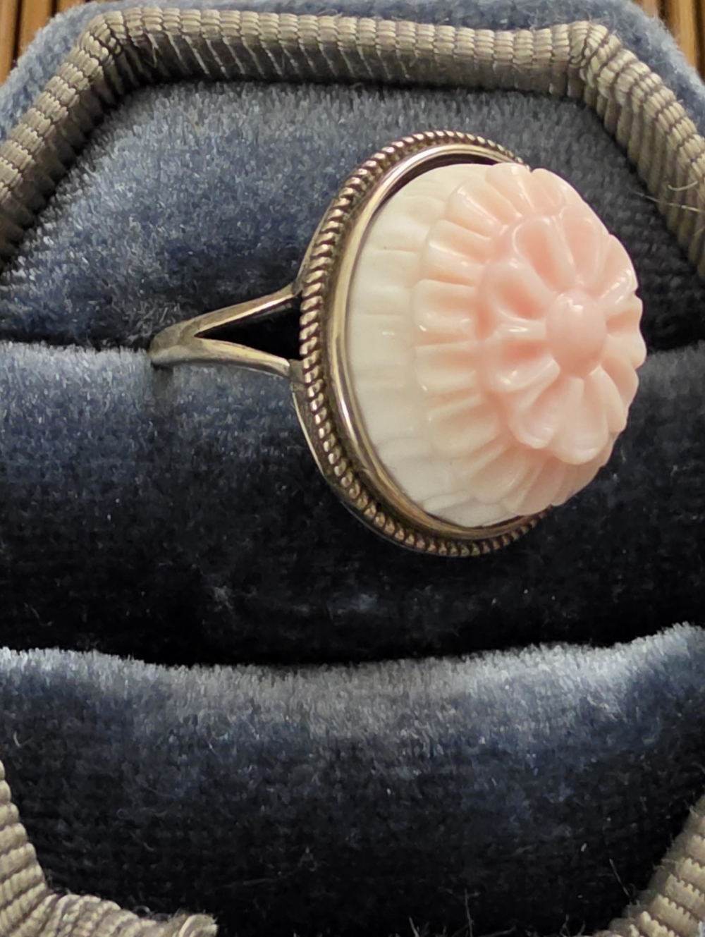 925 Silver Conch Shell Adjustable Ring - Picture 4 of 12